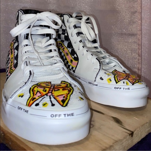 Custom Vans - Picture 3 of 10